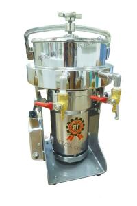 中國臺灣水冷高速粉碎機(jī)RT-N12HKW